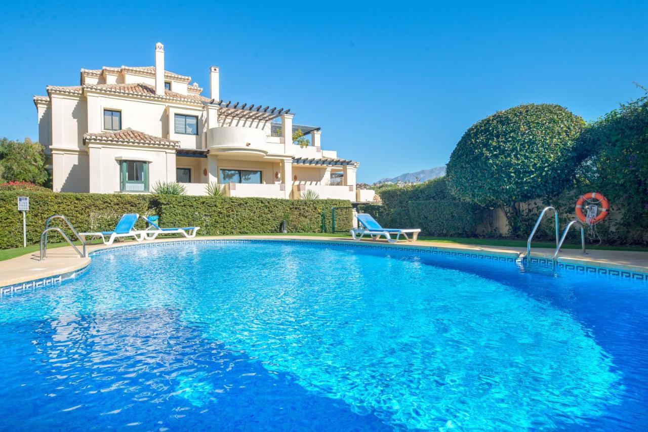 Capanes Del Golf Luxury Apartment Benahavís Exterior foto