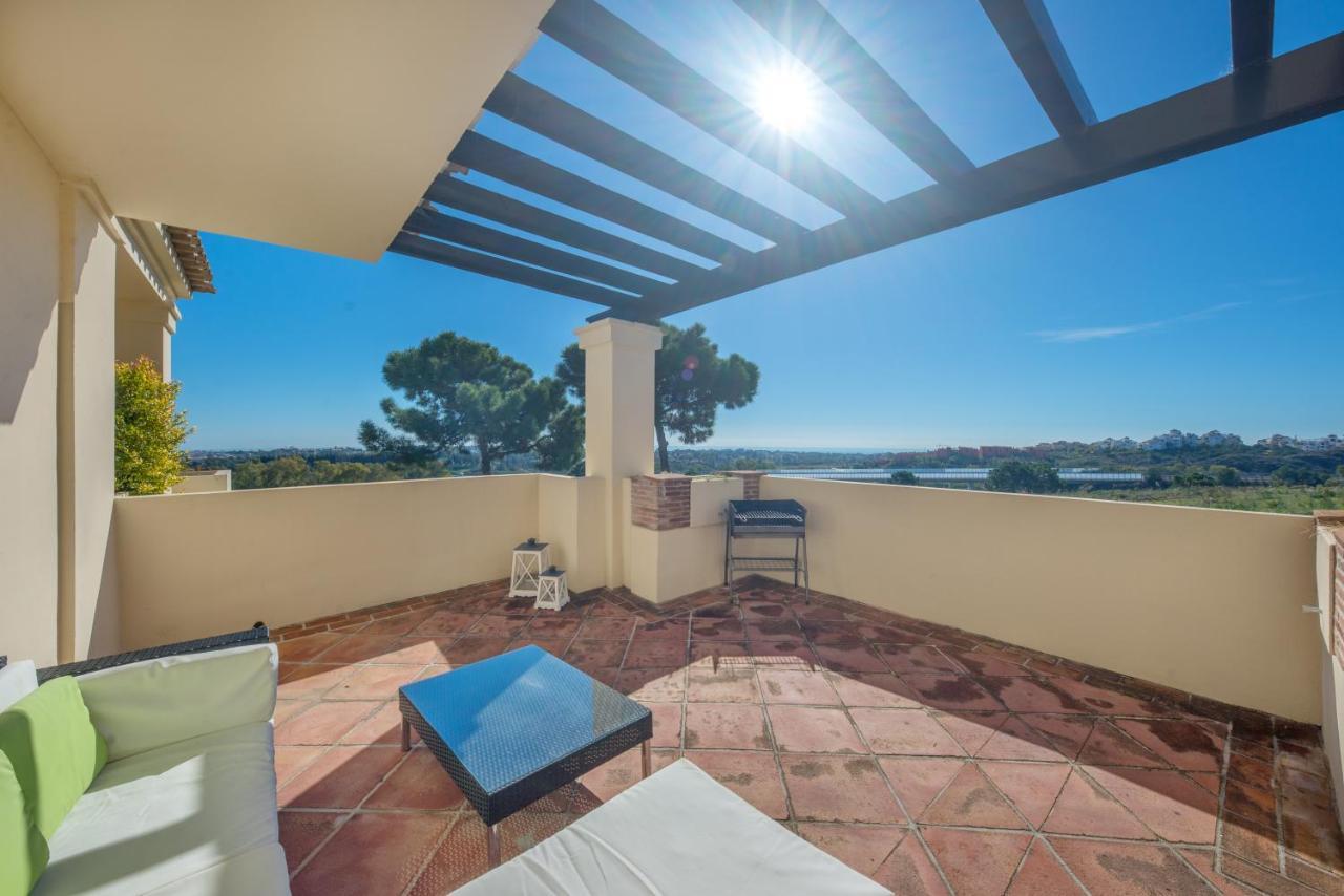 Capanes Del Golf Luxury Apartment Benahavís Exterior foto