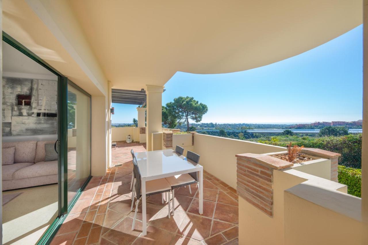Capanes Del Golf Luxury Apartment Benahavís Exterior foto