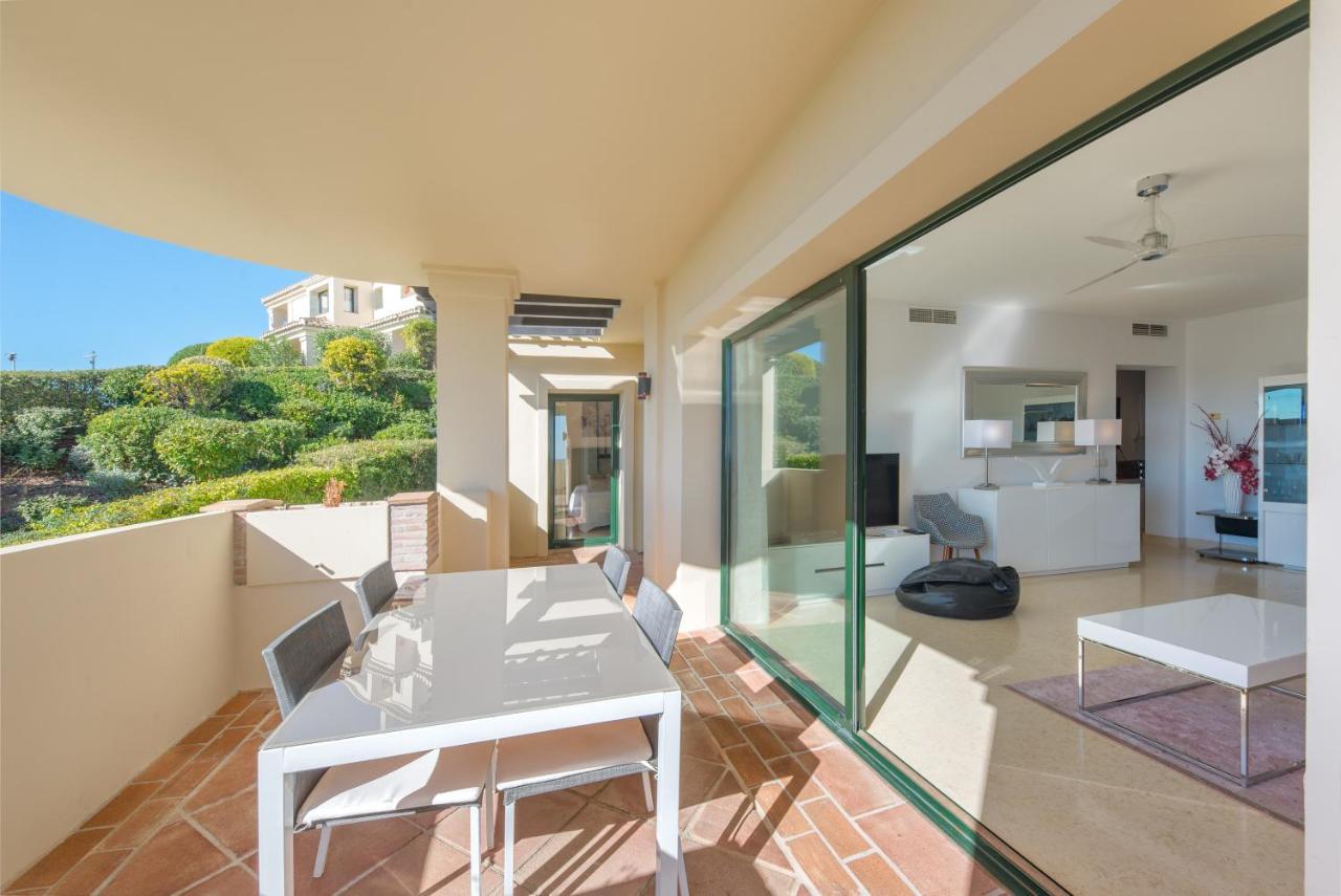 Capanes Del Golf Luxury Apartment Benahavís Exterior foto